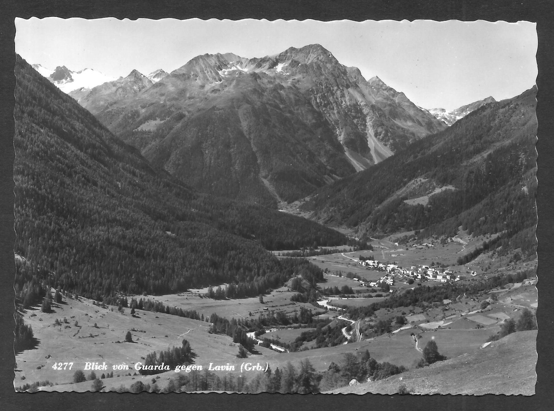 Cartoline postali: Blick von Guarda gegen Lavin – Usato da Olten venduto da clotaldi