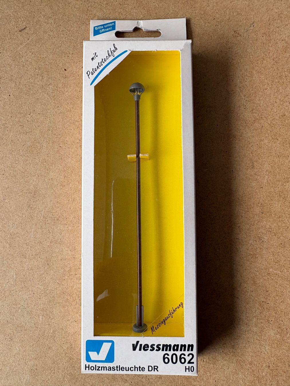 Viessmann Modelleisenbahnen: Viessmann 6062 Holzmastleuchte DR – Neu und originalverpackt aus Hauterive NE von eriamch