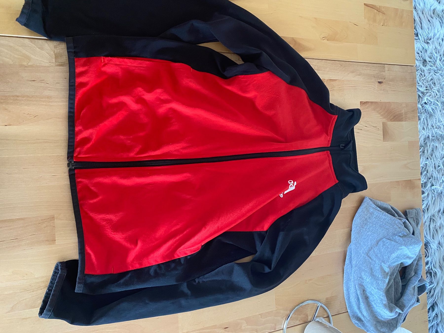 Giacche: Adidas Fleecejacke, rot/schwarz – Usato da Münsingen venduto da lyf_j8ng