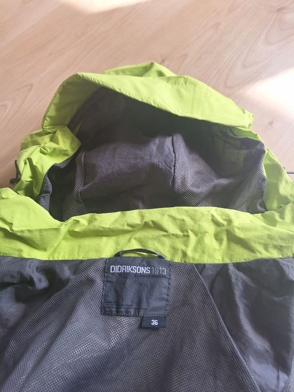 Didriksons Giacche: Didriksons Outdoorjacke, Gr. 36 – Usato da Zürich venduto da Zelda14 9