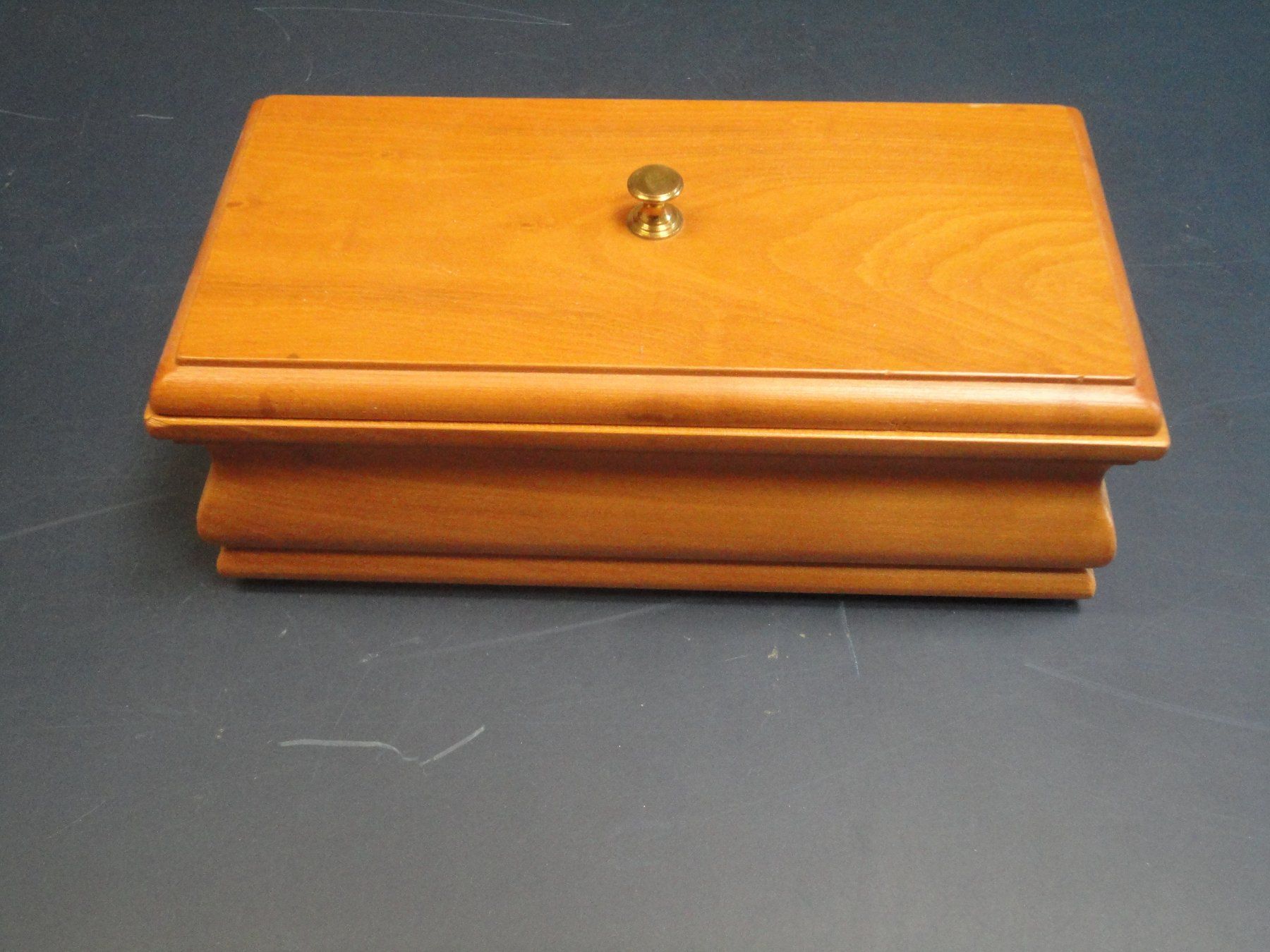 Cassapanche: schöne alte Edel Holz Box, Dose Schatulle – Usato da Gelterkinden venduto da Gimbo2 1