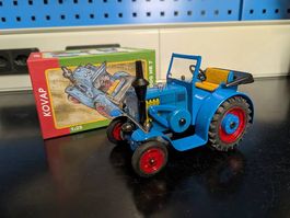 KOVAP Lanz Eilbulldog HR7 Traktor 1:25  NEU & OVP
