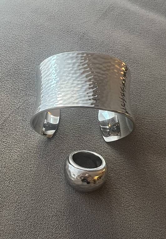 Calvin Klein Altri gioielli: Calvin Klein bracelet et bague – Usato da Martigny venduto da sos_k9qh