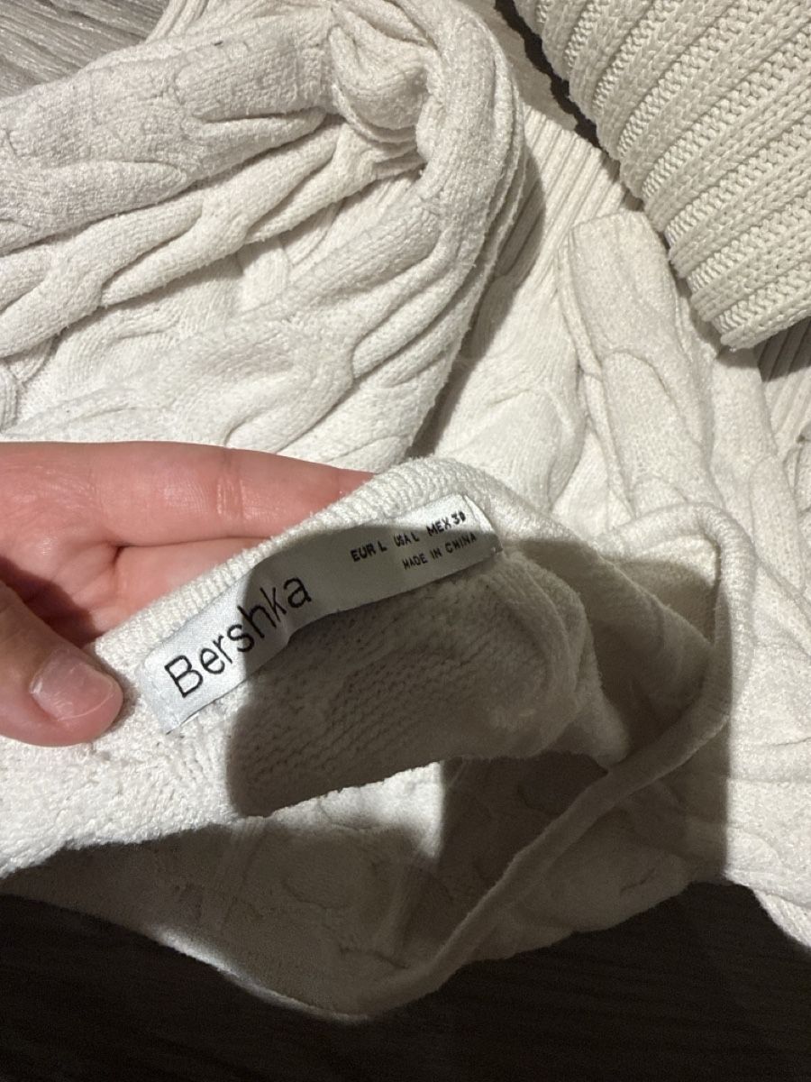 Zara Lots de vêtements: 2 pull-over  – D'occasion à Tramelan par mar_xrj7 1