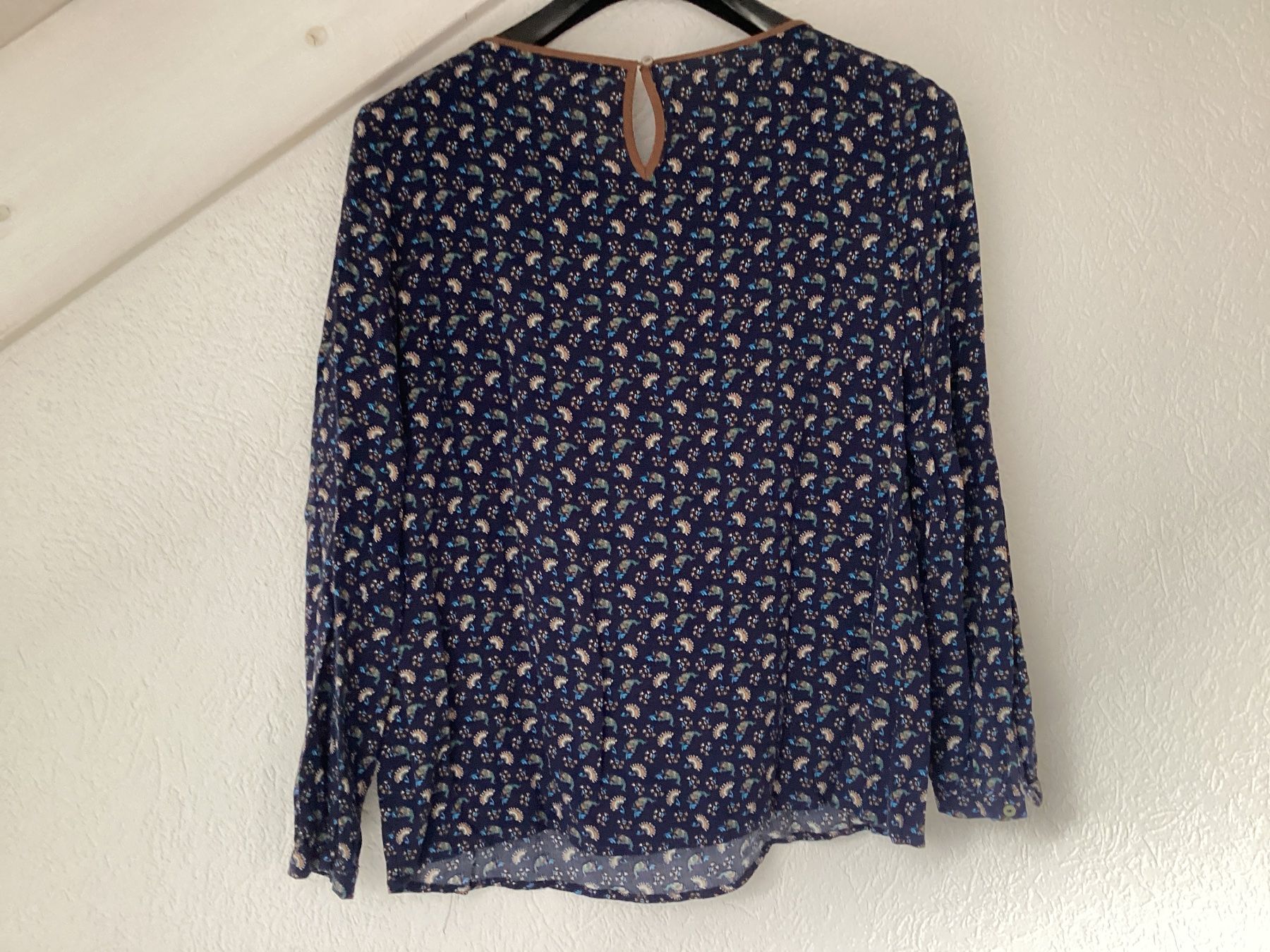 Esprit Blusen: Esprit Bluse mit Bluemli-Muster, Gr. 38, schöner Look! – Gebraucht aus Homberg b. Thun von Homata 2