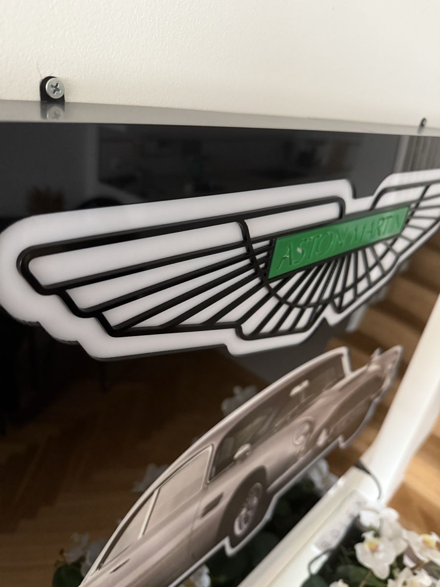 Aston Martin Insegne: Aston Martin LED Wandschild – Nuovo (secondo la descrizione) da Ostermundigen venduto da ivanvinci 5