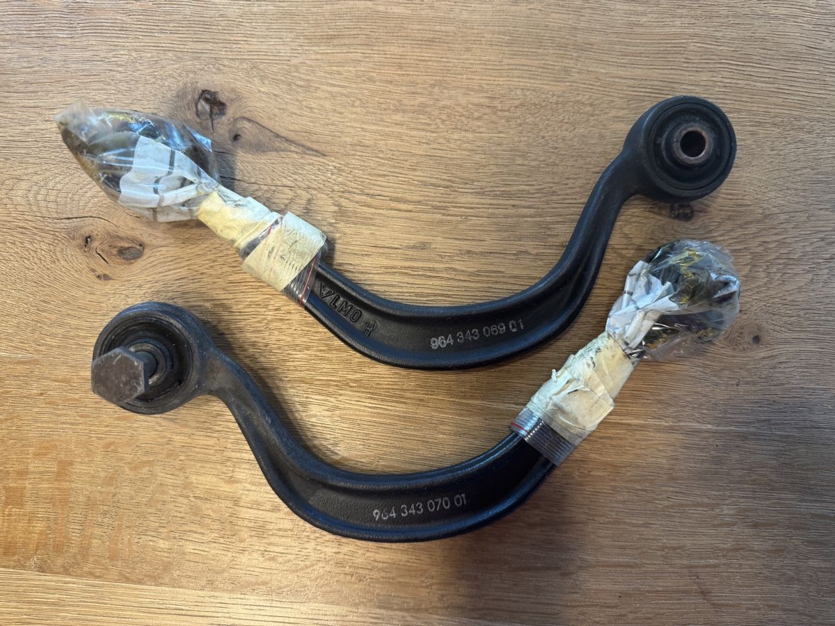 Porsche Tutti pezzi di ricambio auto: Porsche 964 Koppelstange L+R – Usato da Kienberg venduto da AnWe20