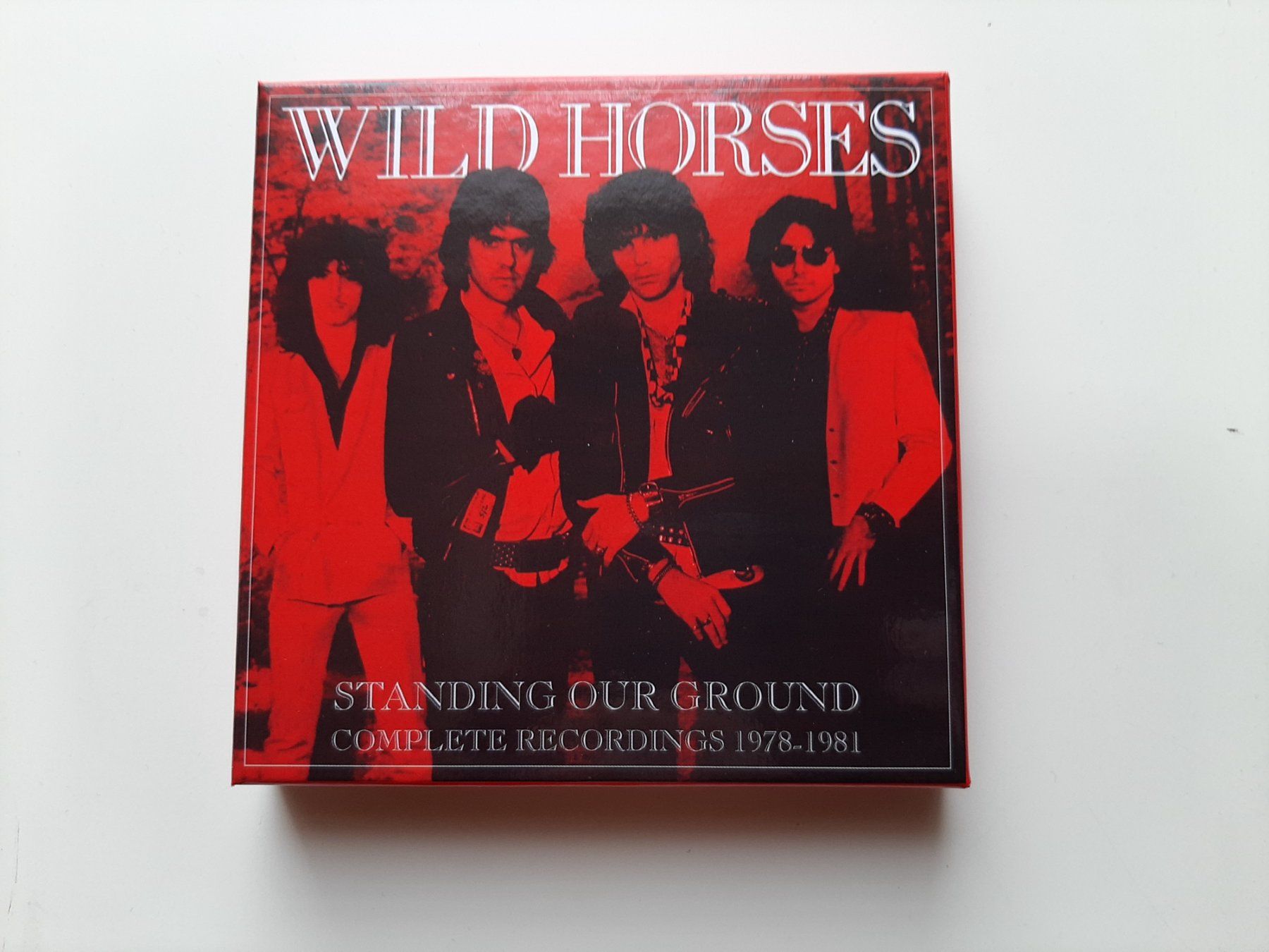 CDs: Wild Horses "Standing Our Ground" 6x Audio-CD Boxset – Neu (gemäss Beschreibung) aus Kreuzlingen von mazi07
