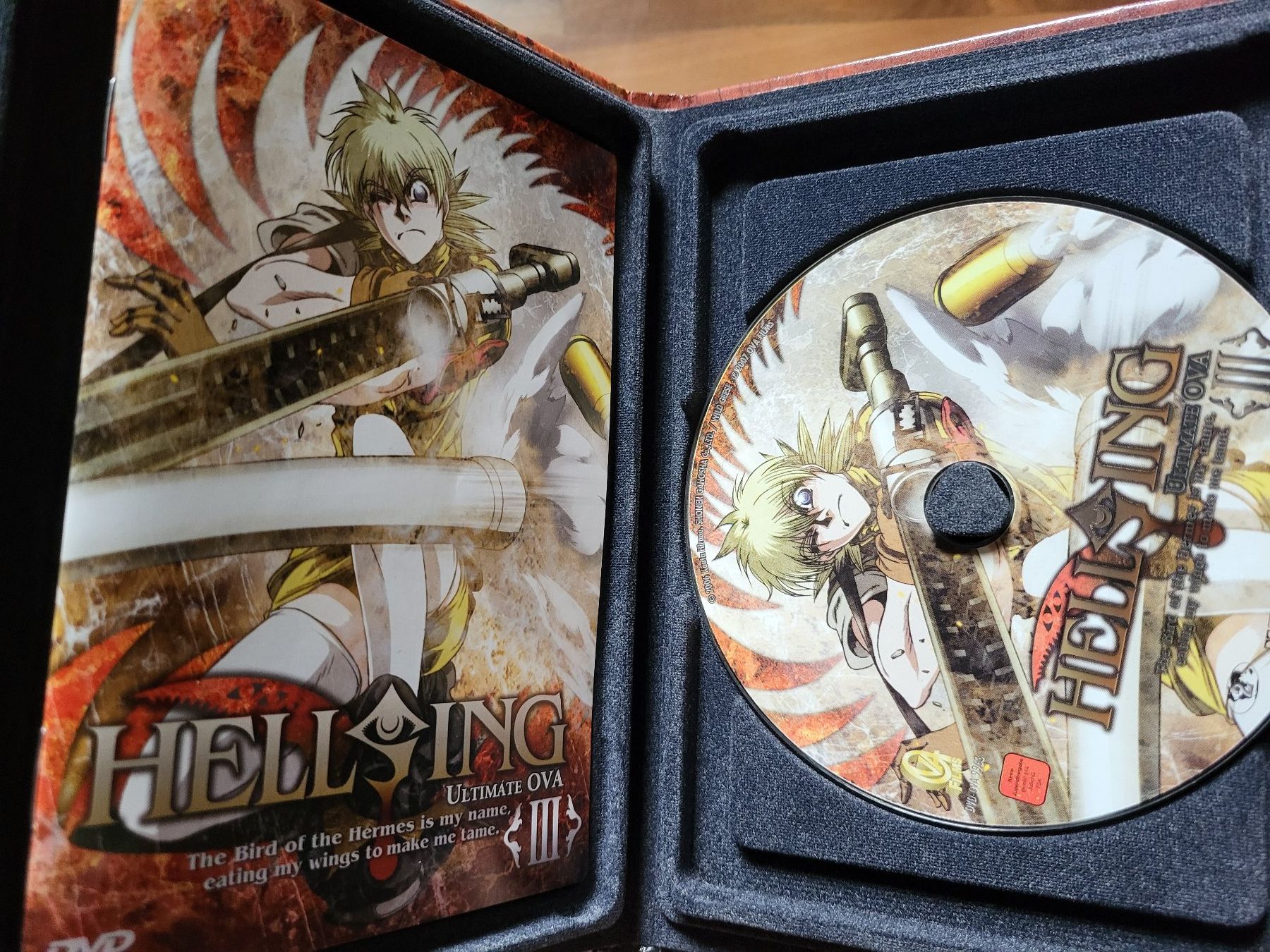 Tutti i DVDs: Hellsing Ultimate OVA Vol. 1-4 DVD – Usato da Gossau SG venduto da Bonitoflocken 3