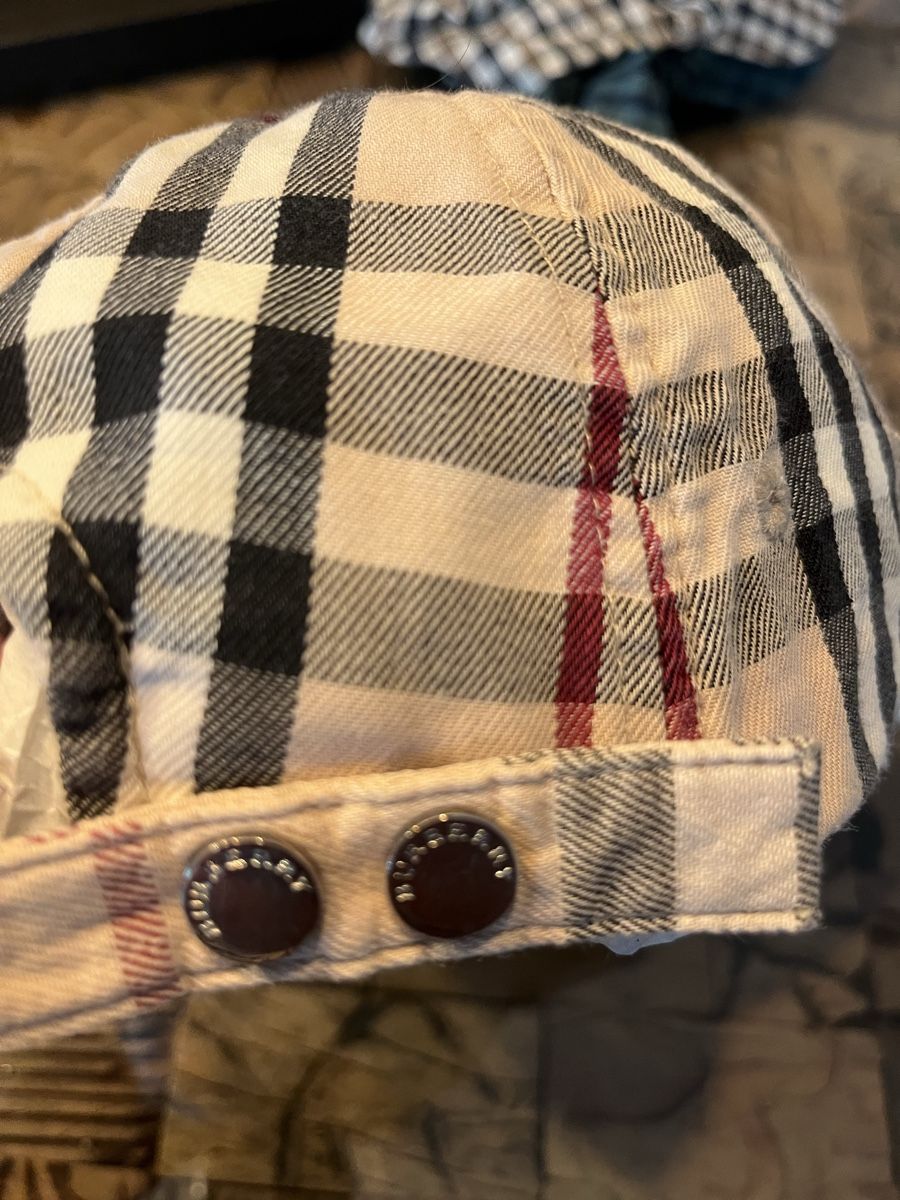 Burberry Hüte, Mützen & Caps: Burberry Cap  – Gebraucht aus Oberwil BL von Babylon0 2