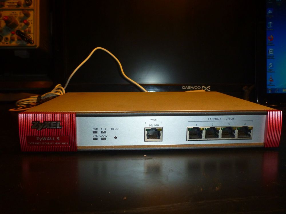 ZyWALL 5 Firewall Router Modem | Kaufen auf Ricardo
