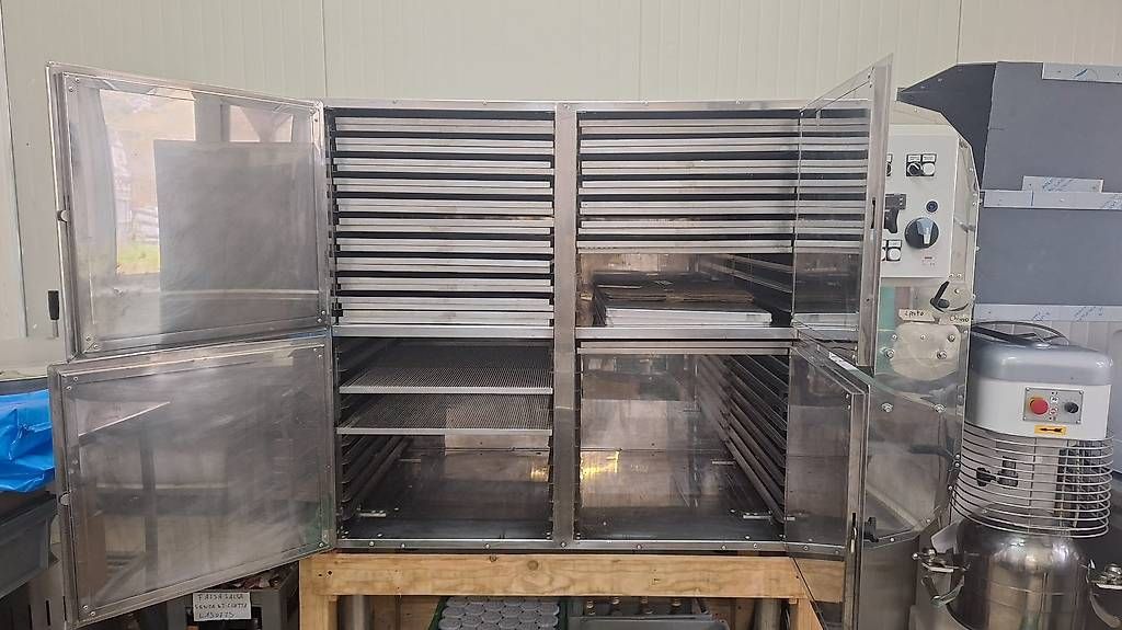 Tutte le macchine: Essicatore Tauro B Master professionale – Usato da Cugnasco venduto da inf_88vk 1