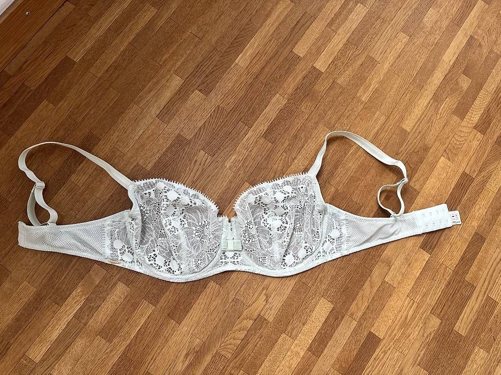 Chantelle Altra biancheria intima: BH 75F Chantelle helles grün – Usato da Aarau venduto da von_8xns