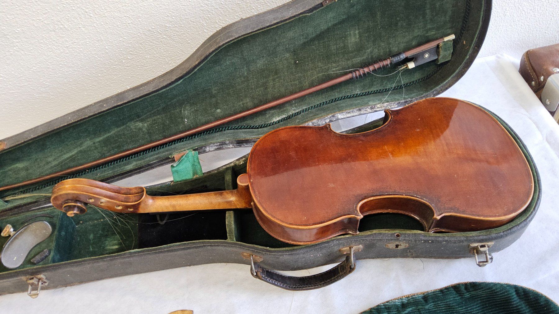 Instruments de musique: Ancien violon avec archet et coffret – D'occasion à Malleray par Frederic24 2