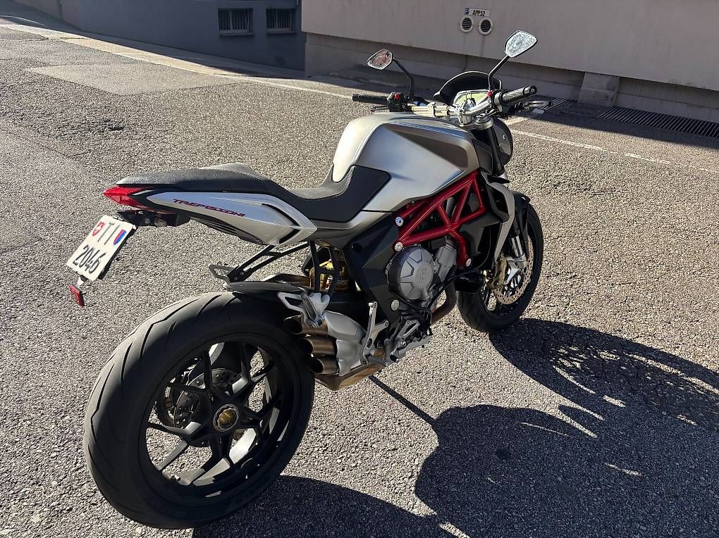 MV Agusta Route: MV Agusta Brutale 800 – D'occasion à Lugano par giuse.20 1