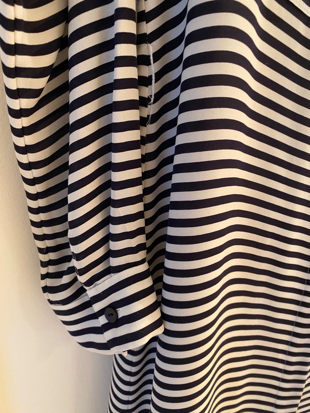 Theory Vestiti: Elegantes Shirt-Kleid – Usato da Oberrieden venduto da mar_8vmz 8