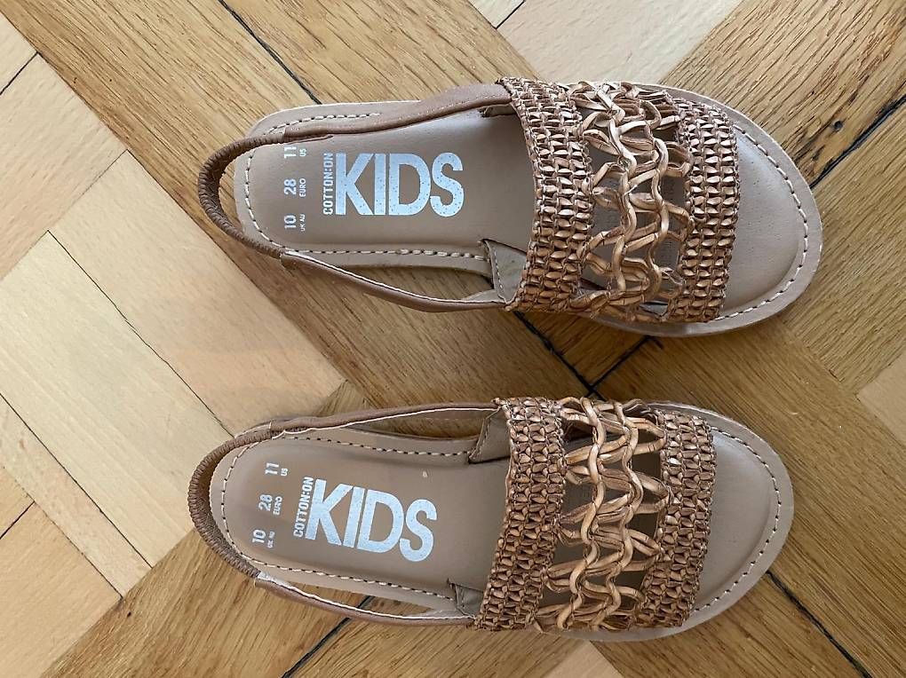 Scarpe per ragazze: Sandalen 28 – Usato da Zürich venduto da apfel018 1
