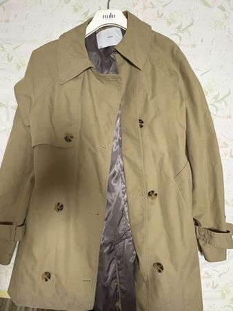 Vince Trench Coat beige double breasted good condition