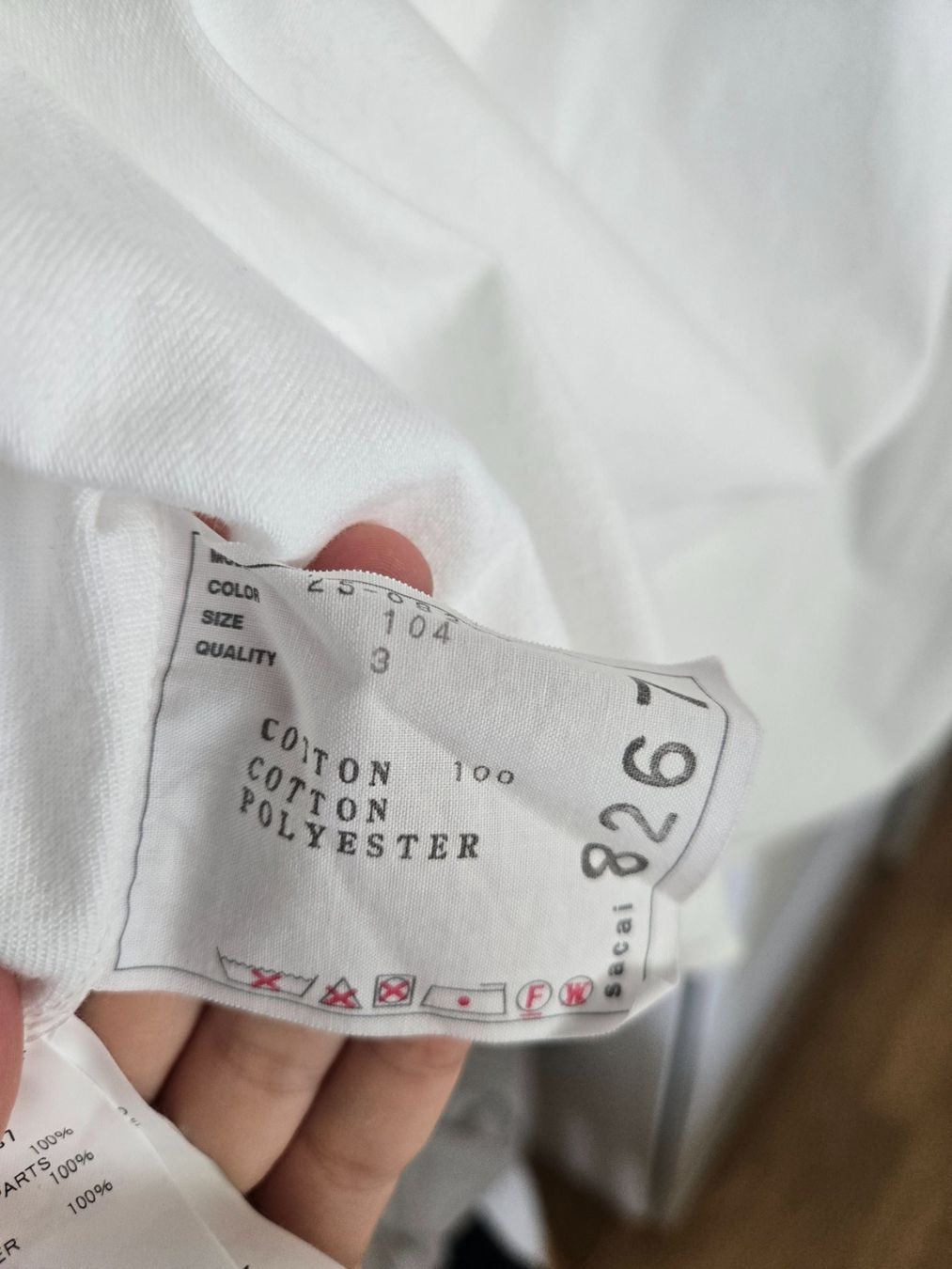 T-shirt: Sacai Tshirt, size 3, L – Usato da Horgen venduto da dariajedraszyk 2
