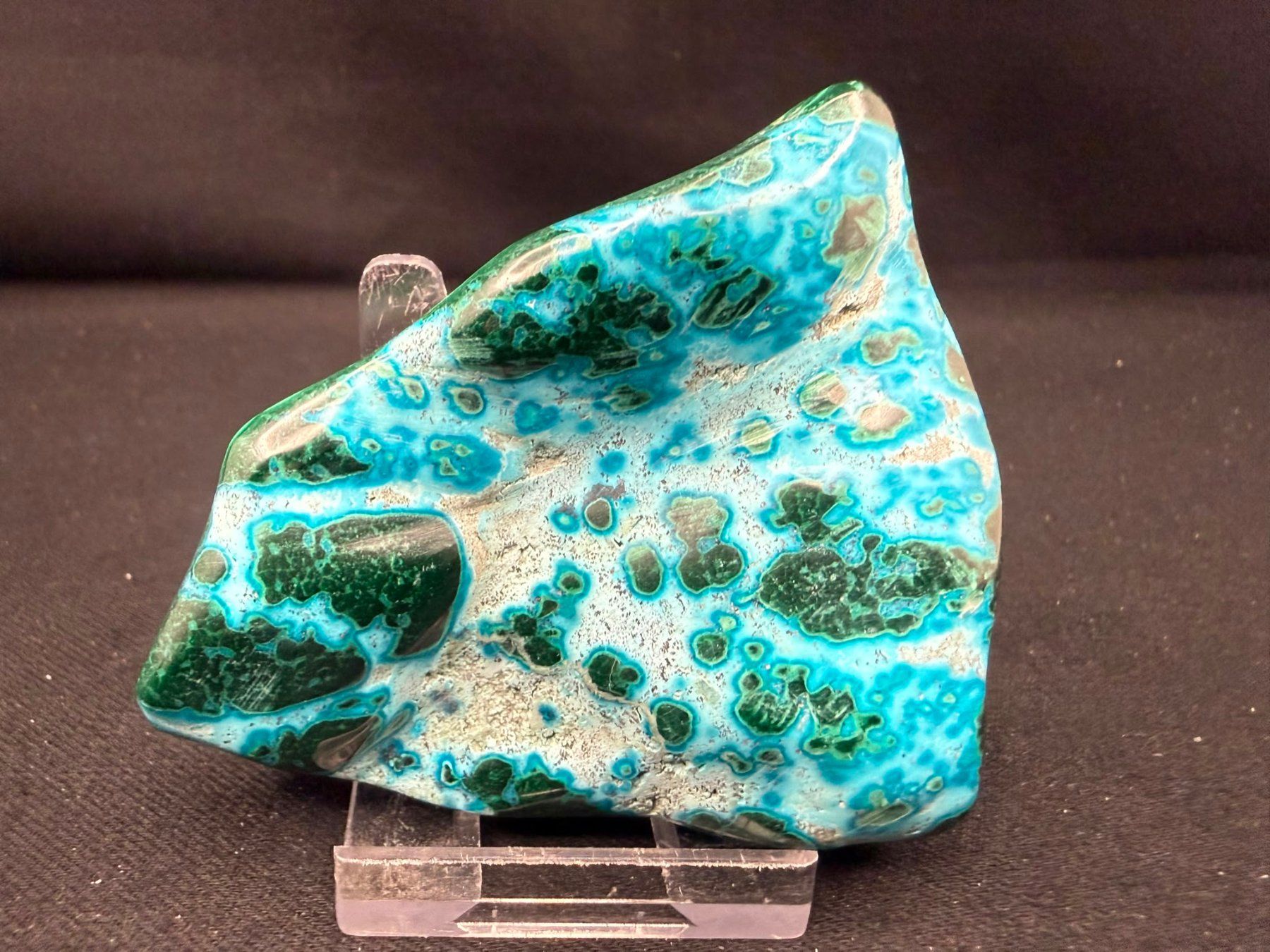 Minéraux & Lithothérapie: Malachit und Chrysocolla poliert – D'occasion à Schinznach Bad par Demerald
