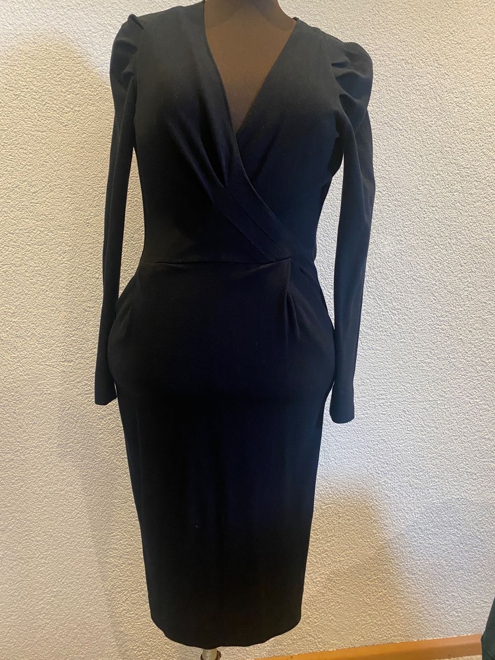 Armani Vestiti: Armani Haut Couture S – Nuovo (secondo la descrizione) da Liestal venduto da Goldart