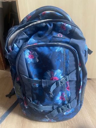 Rucksack blau mit Blumenmuster gebraucht guter Zustand