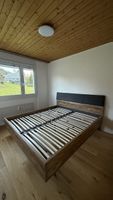 Modernes Doppelbett (180x200 cm) in Eichenoptik  