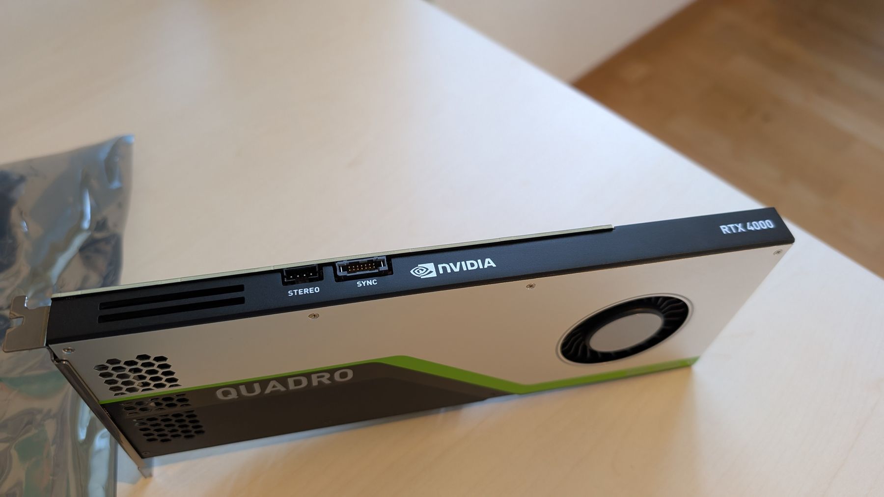 Nvidia Cartes graphiques: NVIDIA quadro RTX 4000 8gb DDR6 – D'occasion à Spiez par Ray7777 2