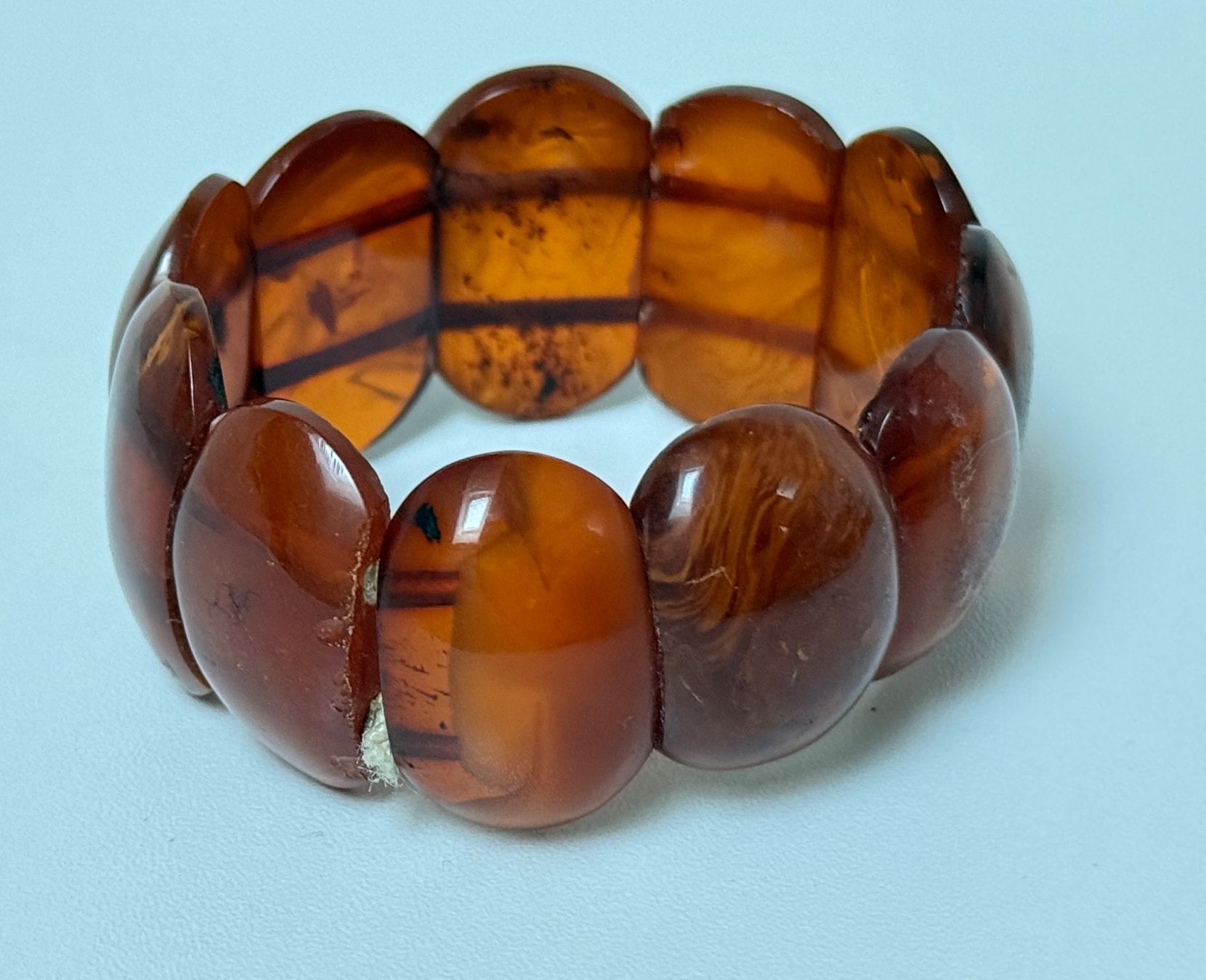 Armbänder & -reifen: Bracelet vintage en ambre véritable – Gebraucht aus Denges von peumens 1