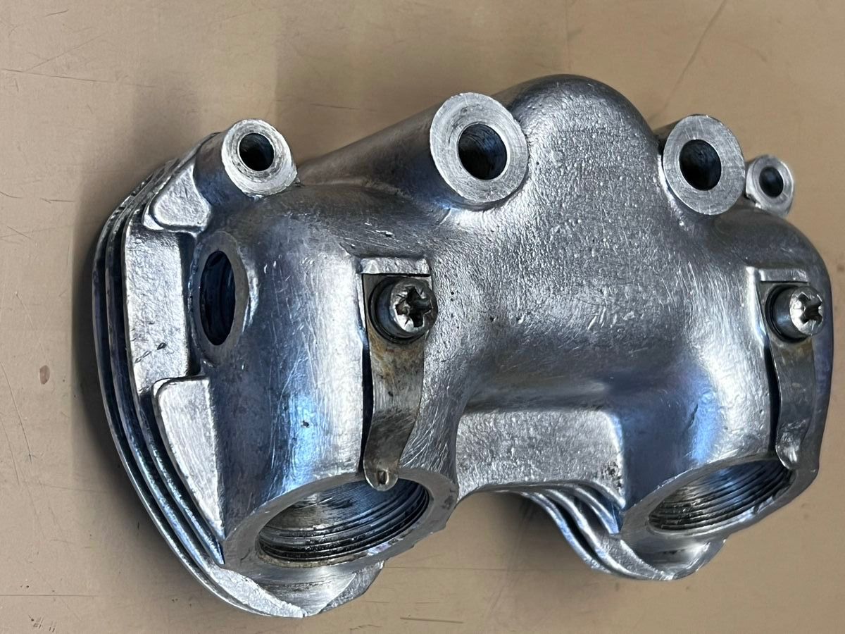 Triumph Tutti i ricambio per moto: Triumph Bonneville Oldtimer Ventildeckel 1 – Usato da Rickenbach / Sulz venduto da Alfisti156 3