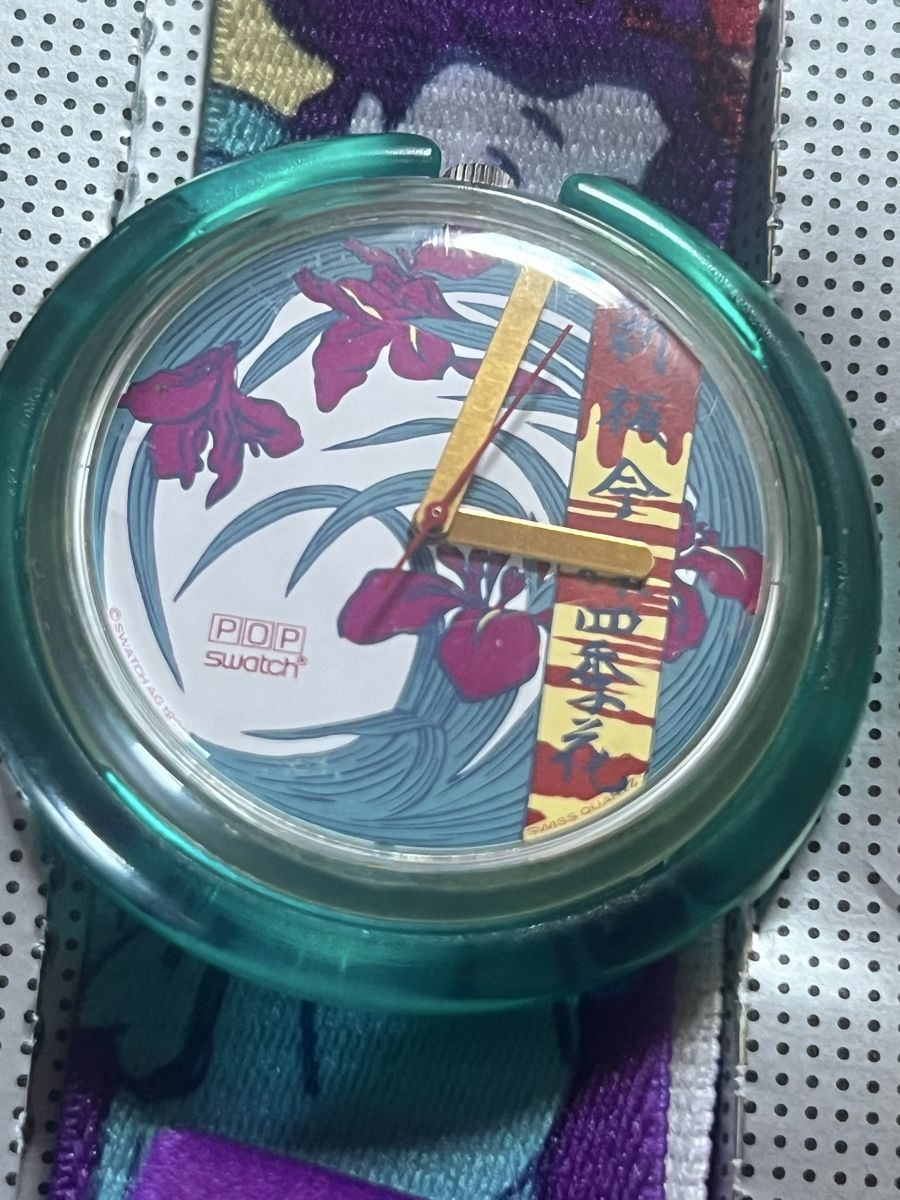 Swatch Montres: Pop Swatch Geisha ( 2stk) – D'occasion à Basel par bellespirit 9