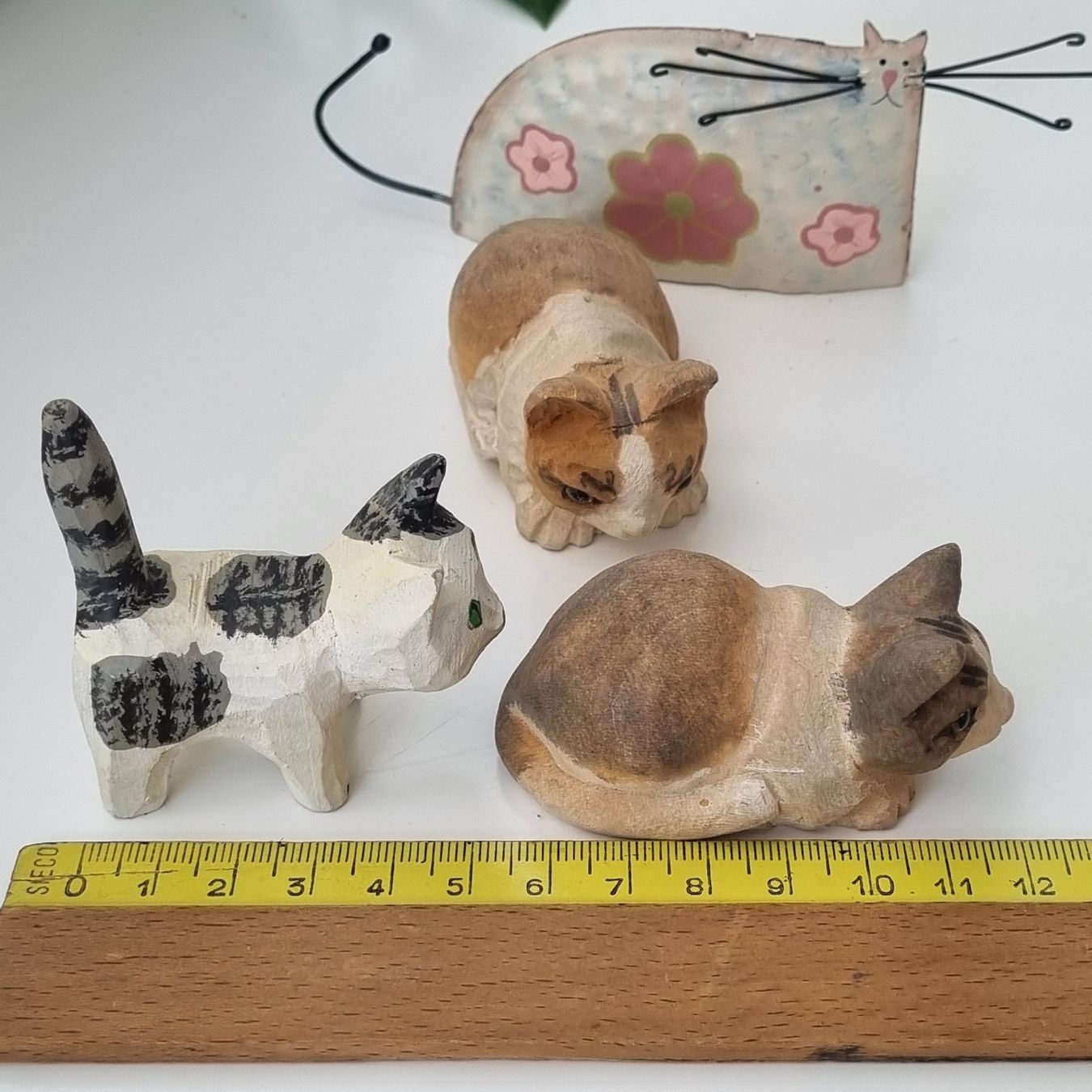 Figuren: Wunderschöne Katzen - Figuren – Gebraucht aus Lobsigen von  4