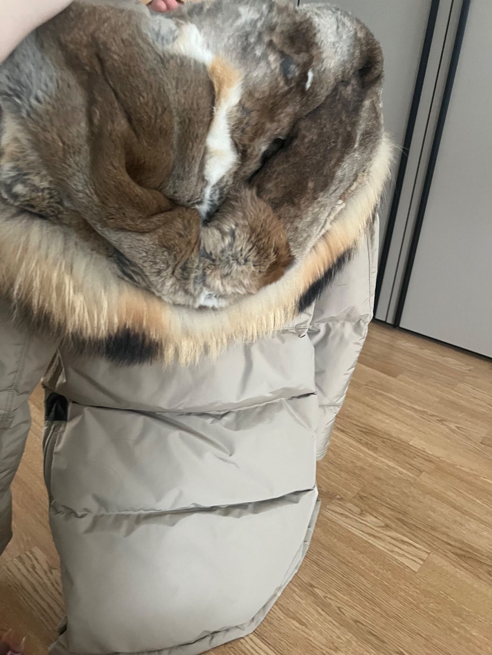 Parajumpers Giacche: Parajumpers Parka beige – Usato da Küsnacht ZH venduto da Oloroso 1