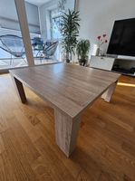Schicker Wohnzimmertisch Eicheoptik, neuwertig