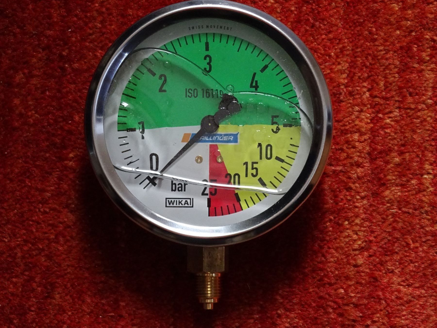 Tecnologia medica: Manometer  0 - 5 - 25 Bar Extra-Gross 100 mm – Nuovo e nell'imballaggio originale da Büren/ So venduto da u.limacher 3