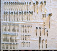 grosses versilbertes Besteck Set (ohne Messer)