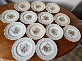 13 schöne antike Dessertteller ,Masons, England