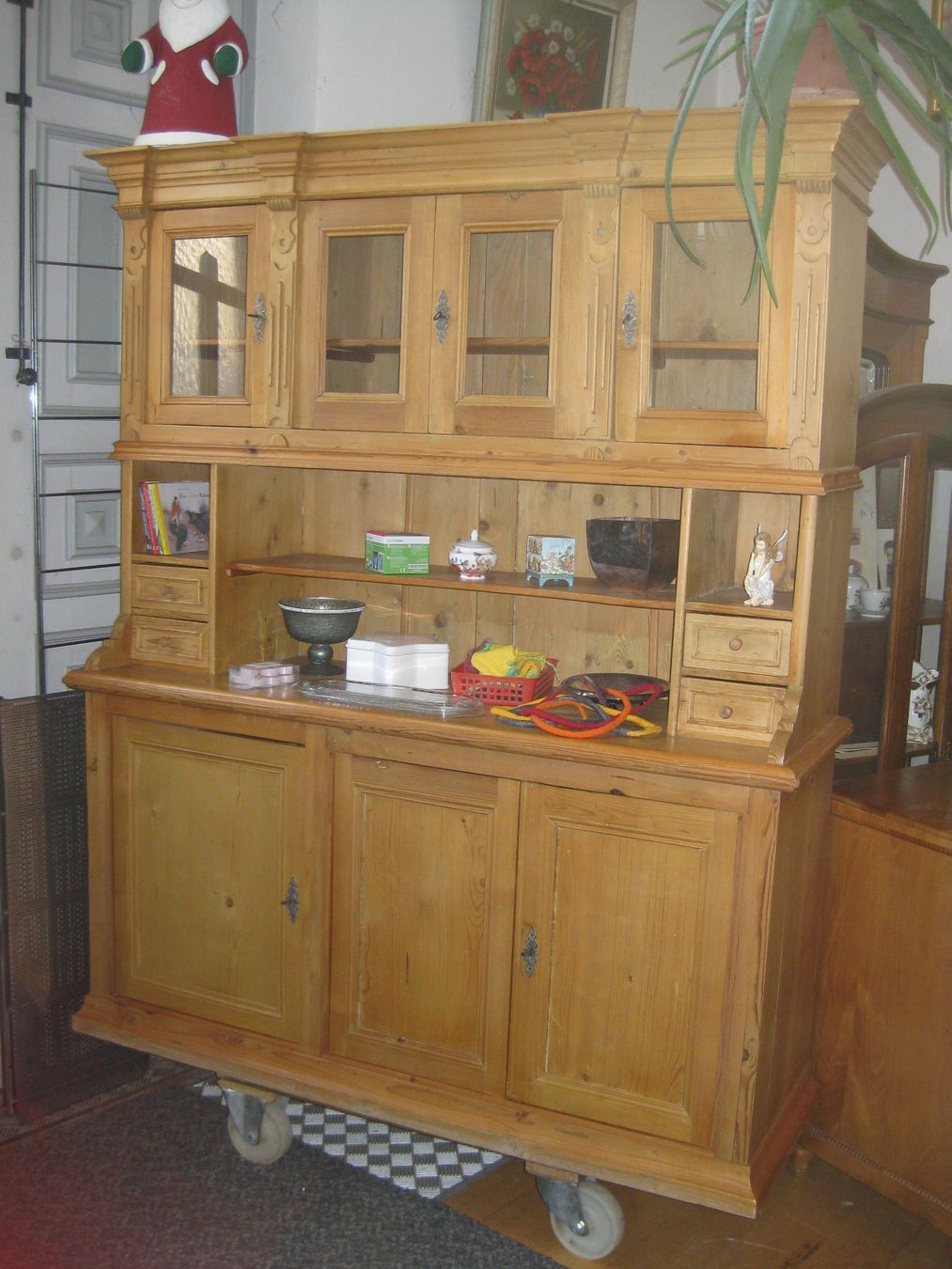 Credenze: Buffet, Stubenbuffet Tannenholz antik – Usato da Rüti ZH venduto da Brocki_Rueti