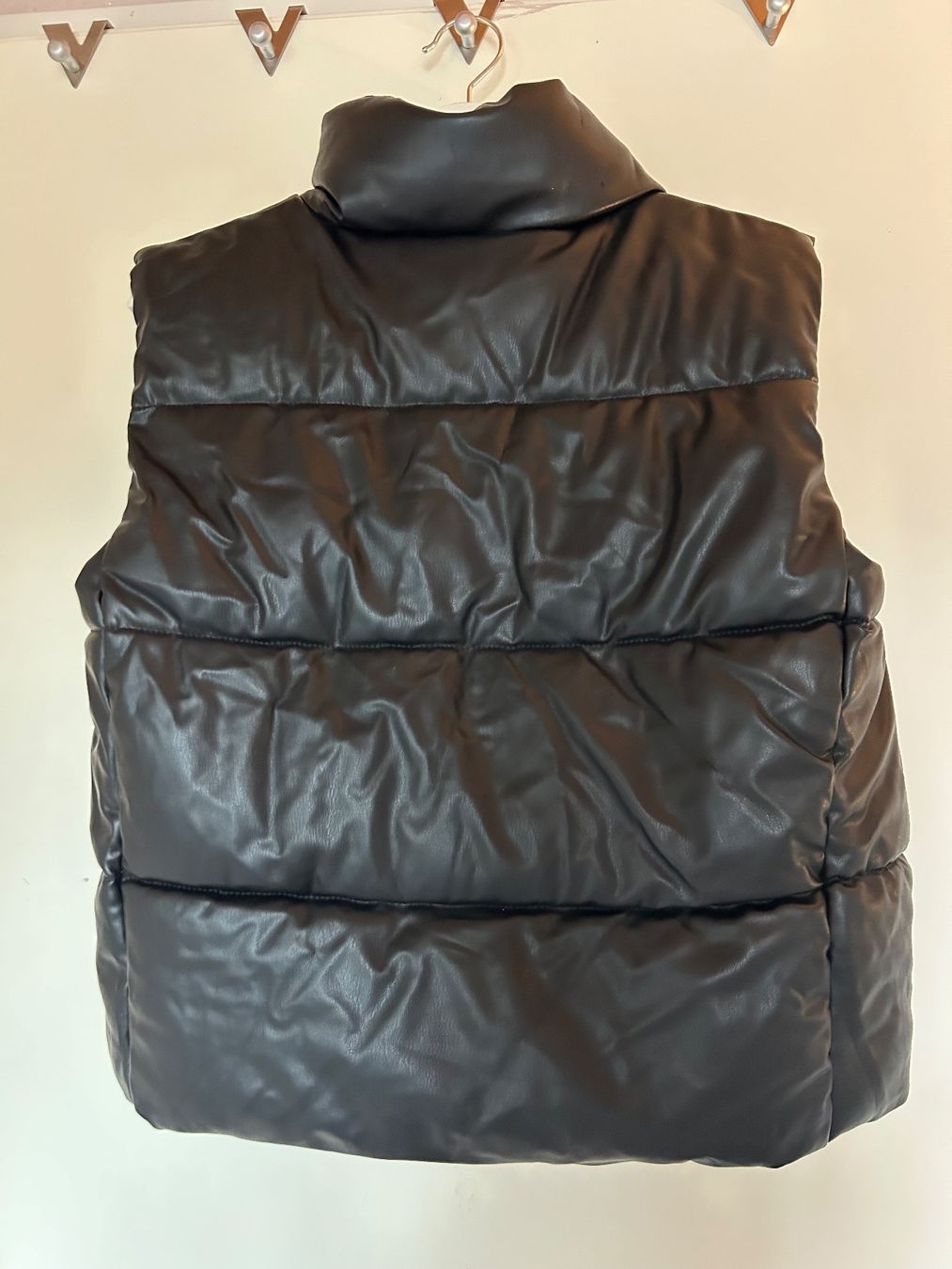 Zara Gilet & Giacche senza maniche: Zara Lederweste – Usato da Frauenfeld venduto da hannamaria29 3