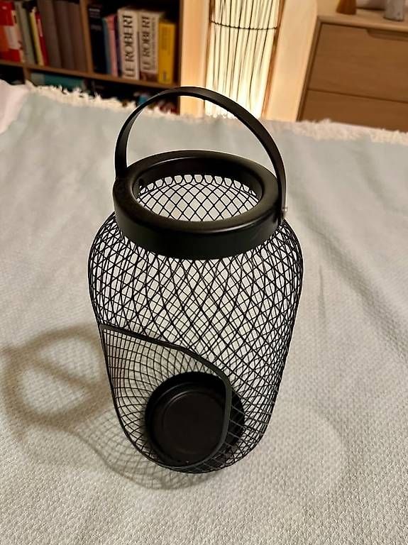 Lanterne: Lanterne - noir | Lantern - black | Laterne - schwarz – Usato da Carouge GE venduto da mma_7n9b 1