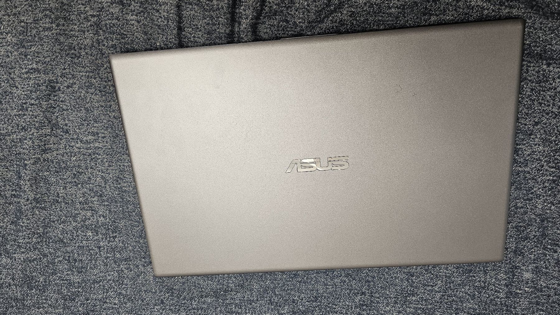 Asus Notebook: Asus Vivobook Laptop Zustand – Nuovo (secondo la descrizione) da Ehrikon venduto da noa_vyp5 6
