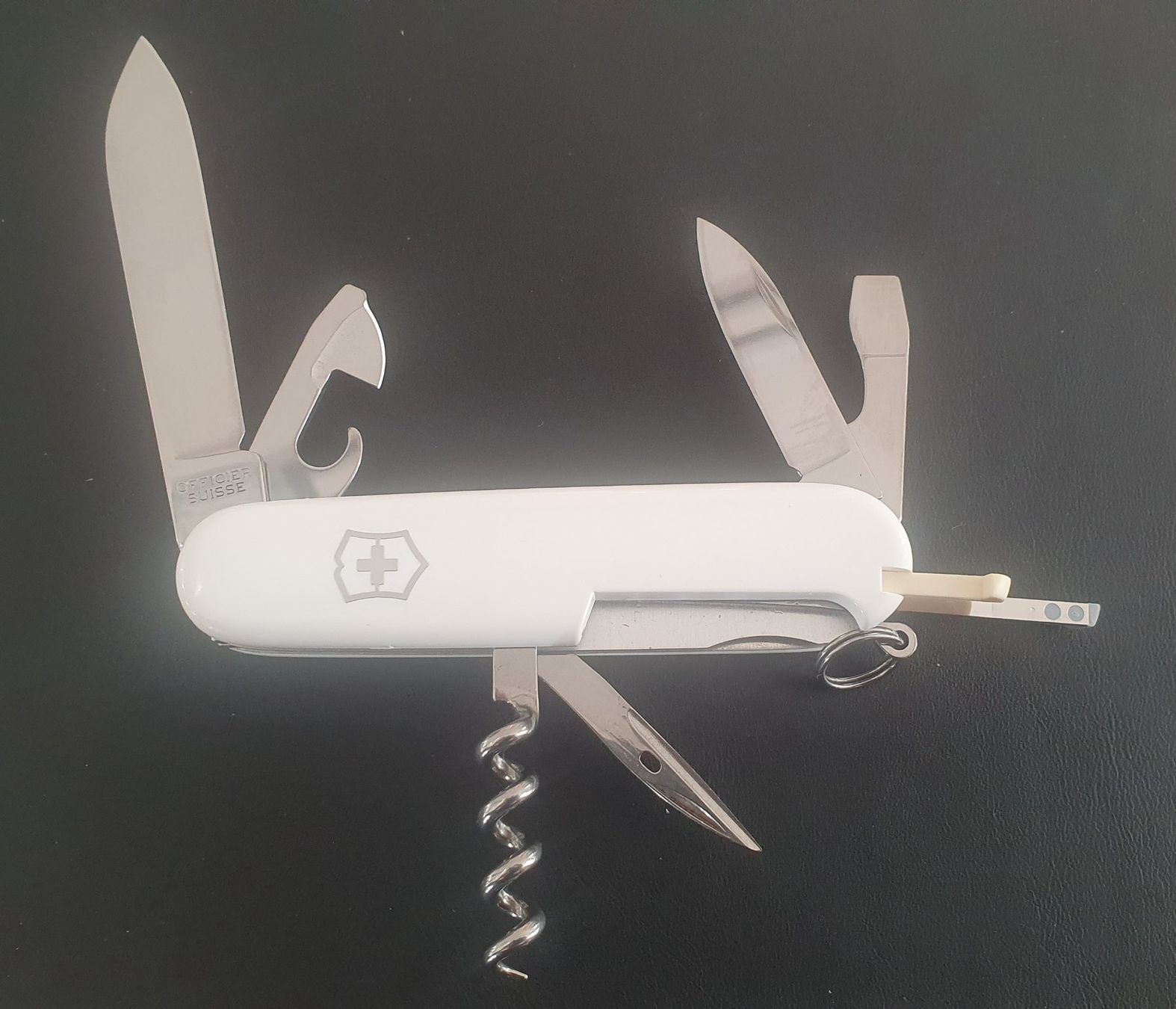 Victorinox Coltelli tascabile: 3 Victorinox Sackmesser mit Logo – Nuovo (secondo la descrizione) da Härkingen venduto da MarianneSi 7