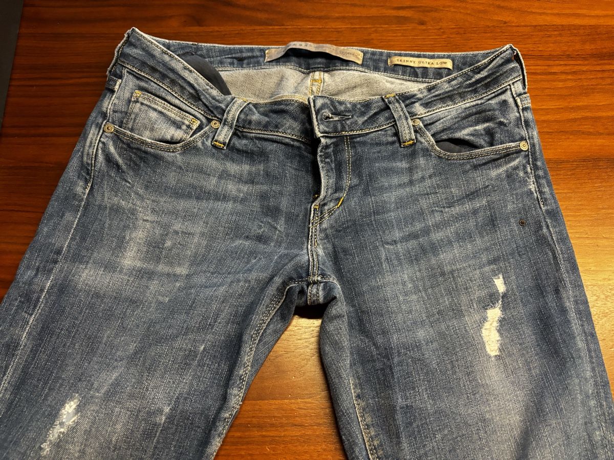 Guess Jeans: Guess – Gebraucht aus Pully von Kalissa 1