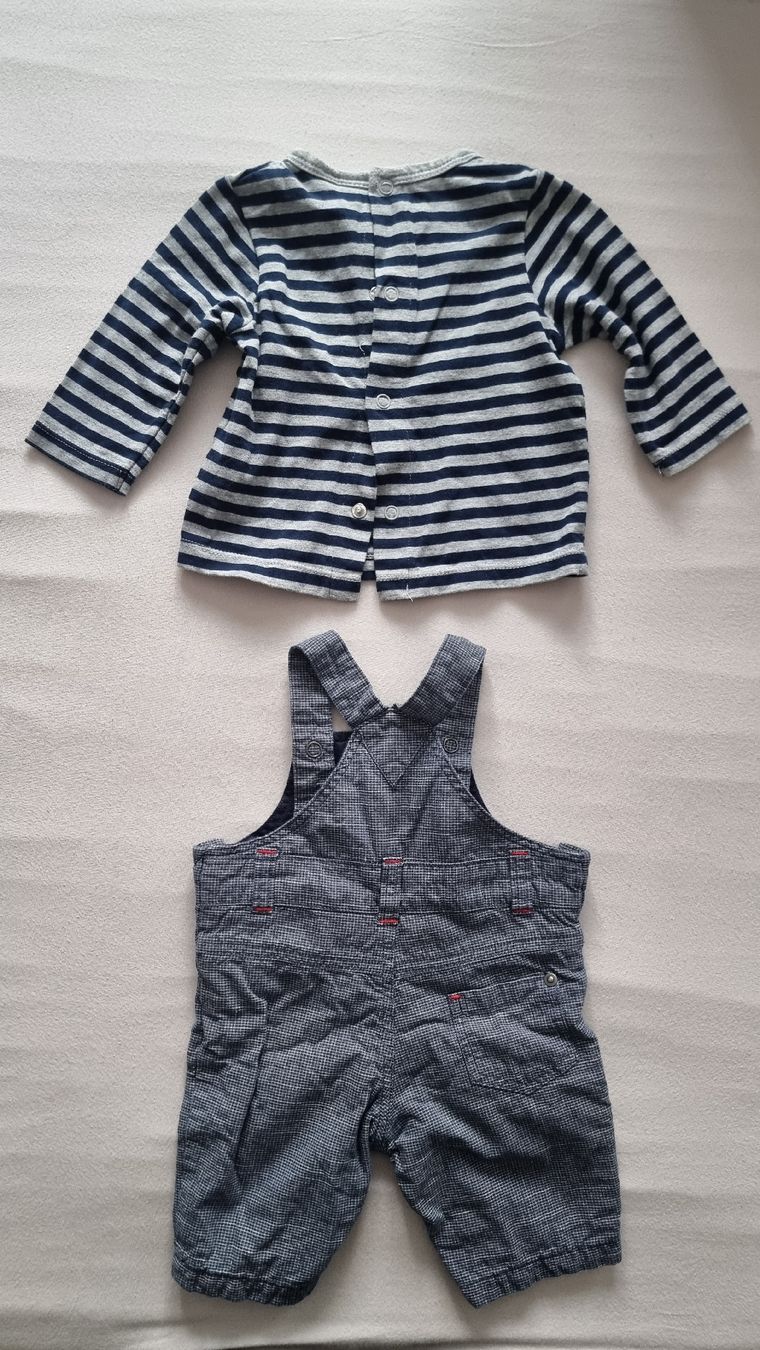 Lotti & Set di vestiti: Ensemble Batman bébé taille 1-3 mois - 2 pièces – Usato da Bern venduto da Ninath 1