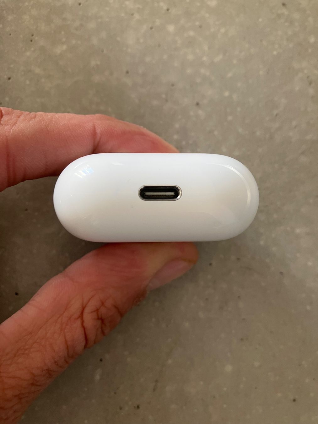 Apple Casques audio: APPLE Air Pods 4 – D'occasion à Lausanne par mr.v 9