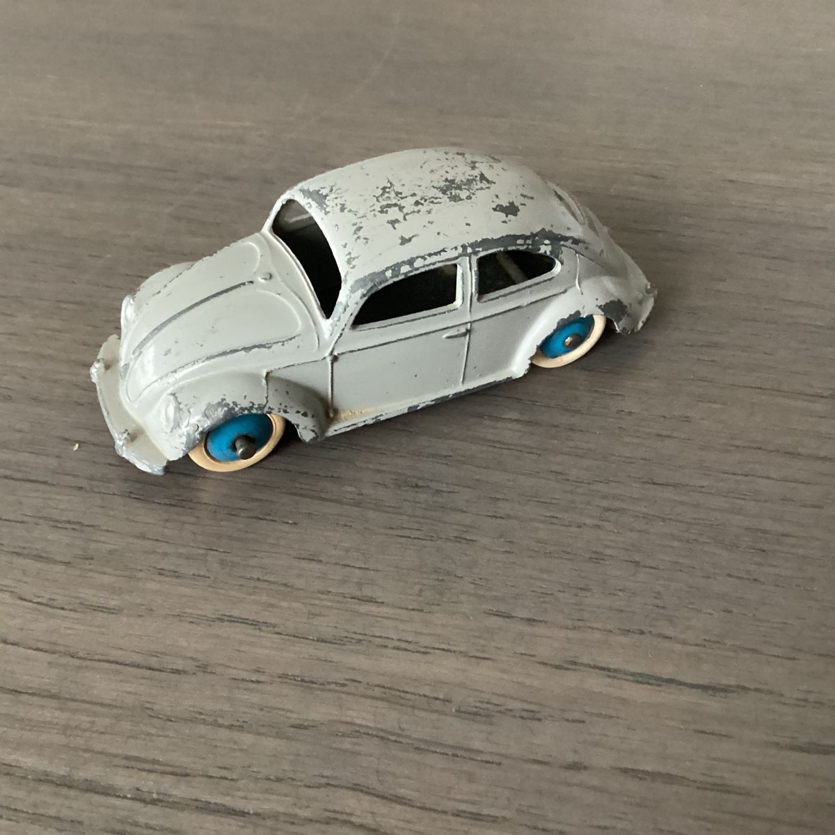 Dinky Toys Modellini d'auto: Dinky Toys, VW Käfer – Usato da Rheineck venduto da sualk49