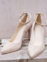 39 - Grösse, Cremé High Heels Pumps von ZIGN