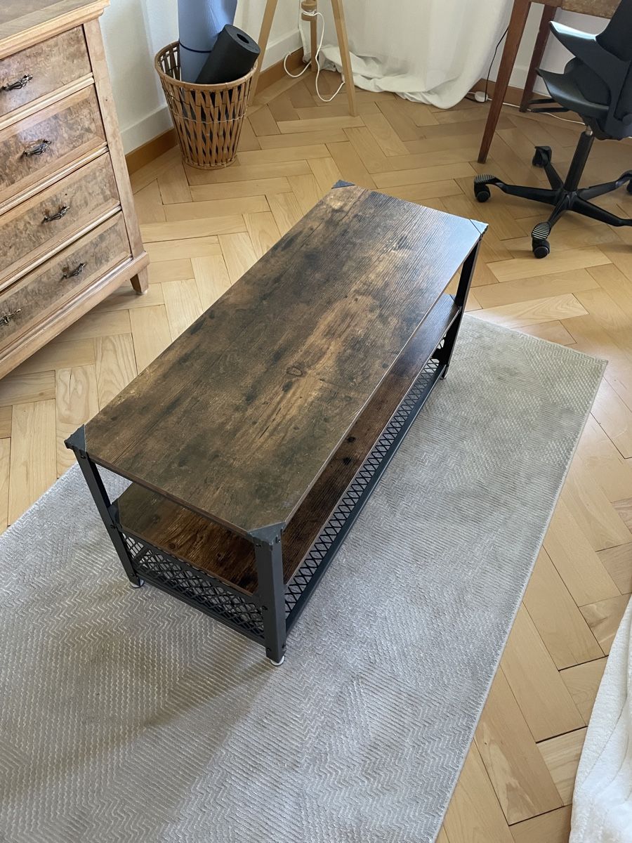 Tavoli: Kleiner Tisch/ Abstelltisch / Regal / Sideboard – Usato da Bern venduto da dav_mj82 2