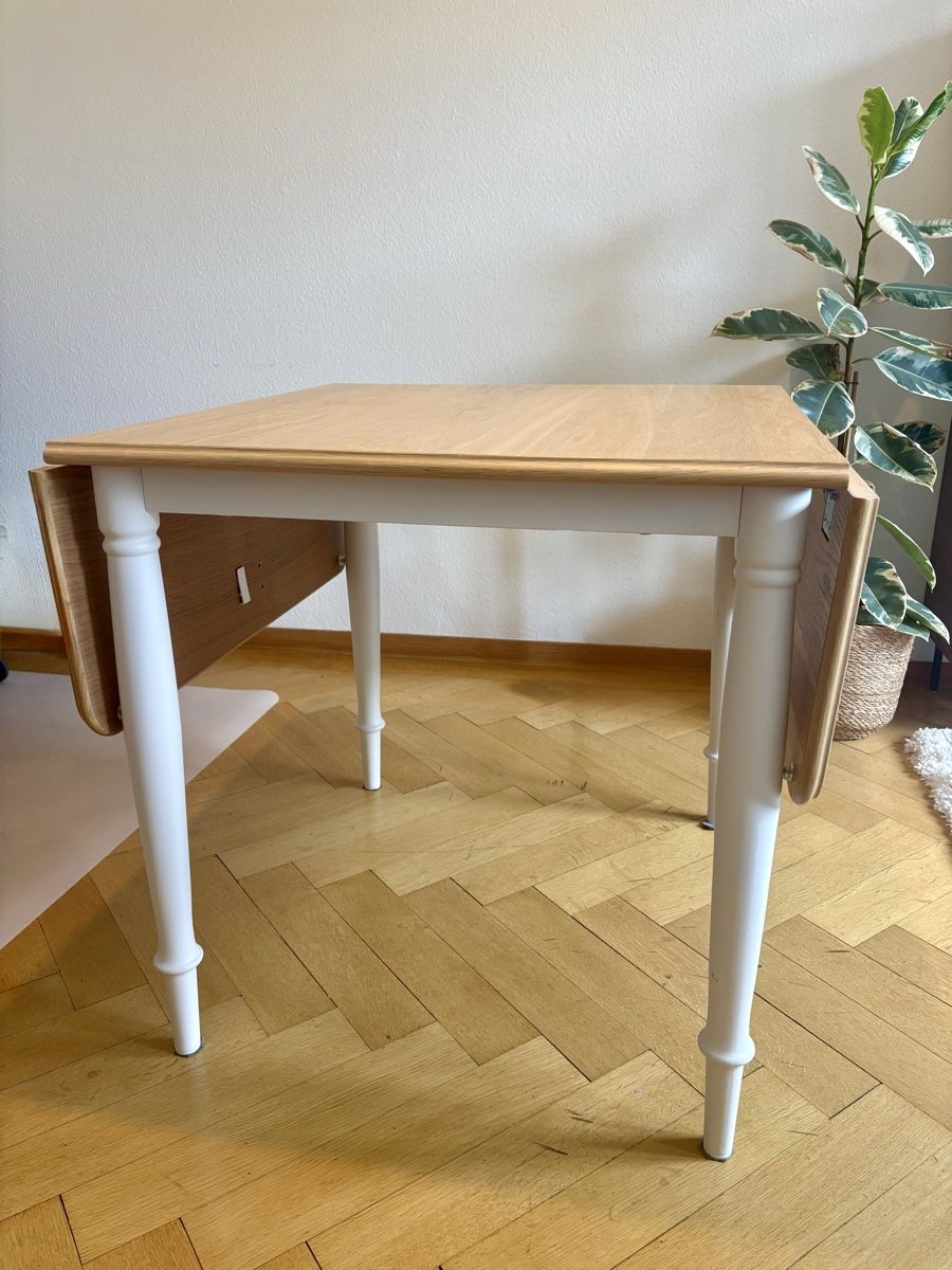 Tavoli: Wooden table 135x80. Foldable – Usato da Zürich venduto da oscar_1 1