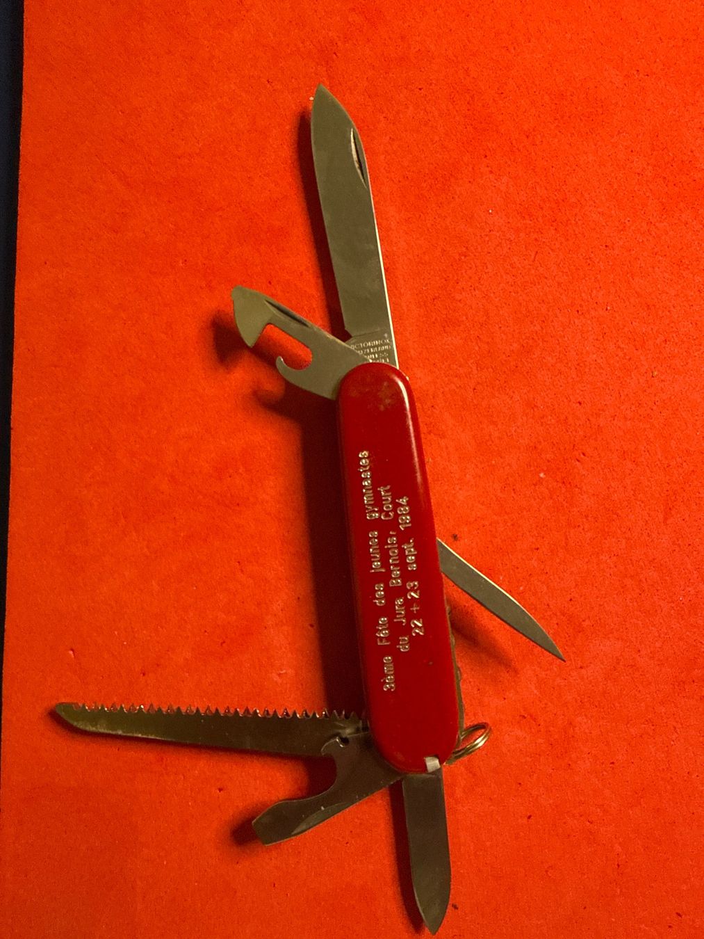 Victorinox Couteaux de poche: Victorinox Sackmesser – D'occasion à Pfeffingen par Allhandelklgwatches